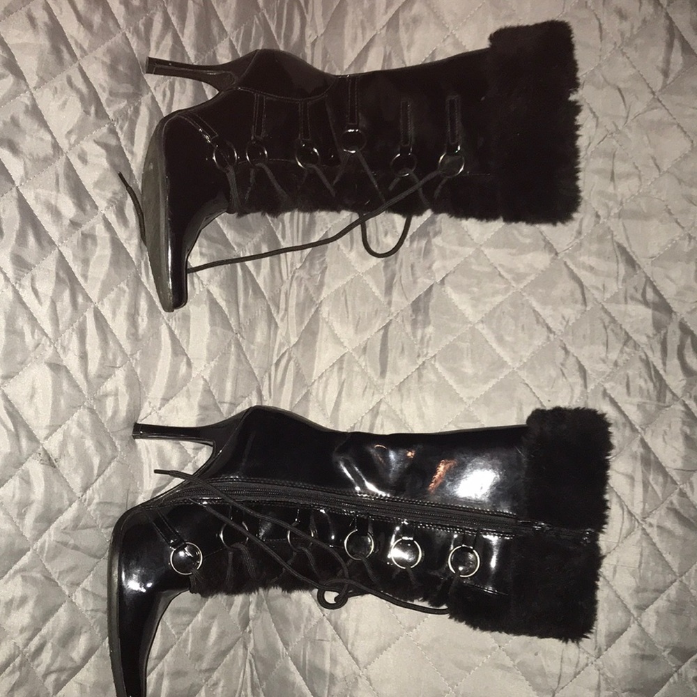 Boots high heels